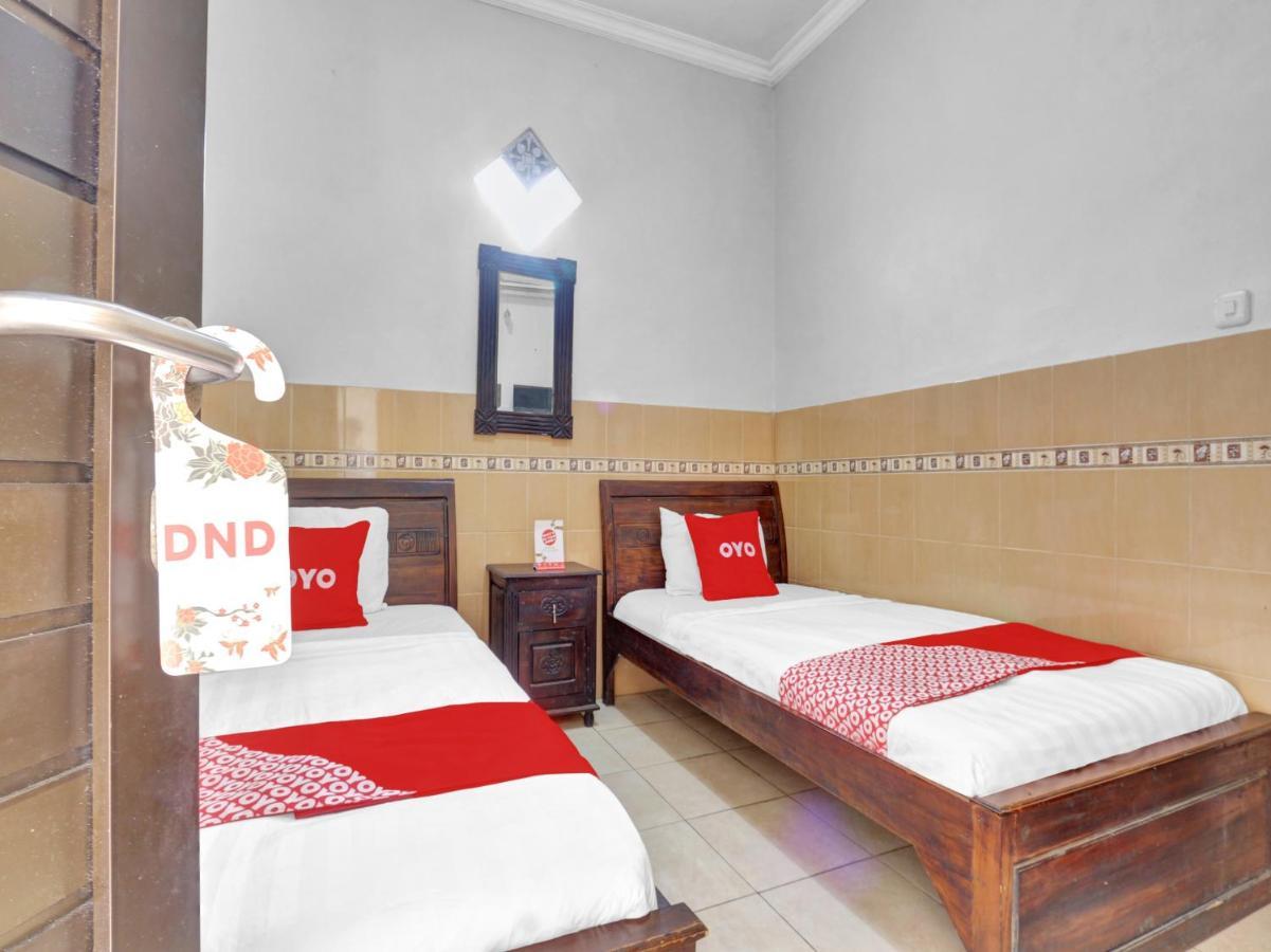 Hotel Oyo 90695 Srikandi Nologaten Yogyakarta